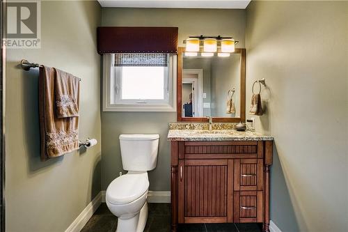 134 Promenade Du Lac, Sturgeon Falls, ON - Indoor Photo Showing Bathroom