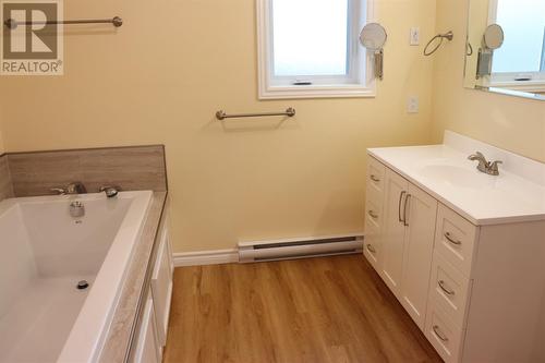 139B Kippens Road, Kippens, NL - Indoor Photo Showing Bathroom