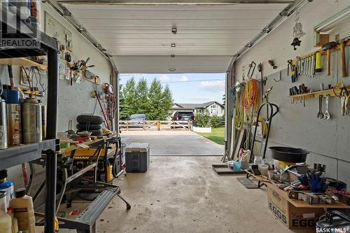 311 Railway Avenue, Middle Lake, SK - Indoor Photo Showing Garage