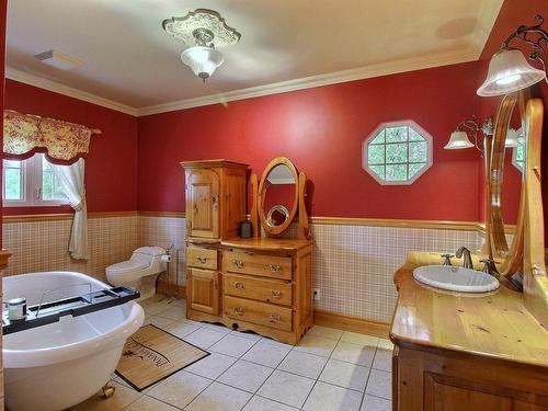 Salle de bains - 120 10E Avenue, Senneterre - Ville, QC - Indoor Photo Showing Bathroom
