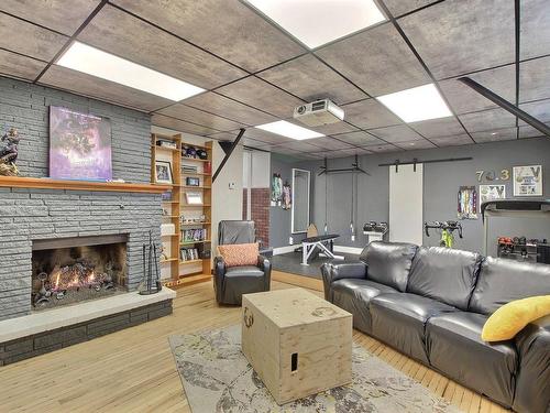 Vue d'ensemble - 120 10E Avenue, Senneterre - Ville, QC - Indoor With Fireplace