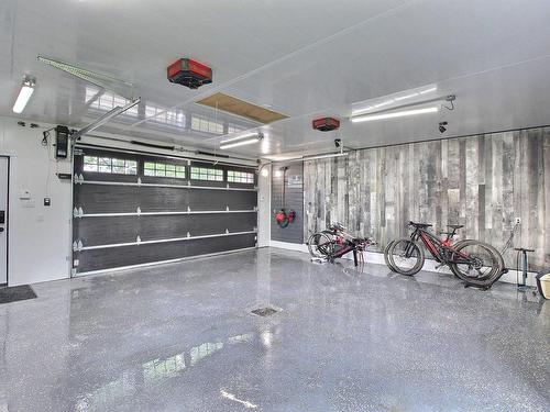 Garage - 120 10E Avenue, Senneterre - Ville, QC - Indoor Photo Showing Garage