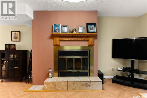 106 Shaw Drive, Regina Beach, SK - Indoor Photo Showing Living Room With Fireplace