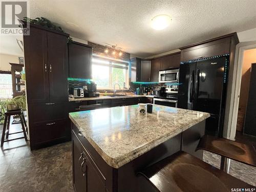 109 6Th Avenue W, Maidstone, SK - Indoor Photo Showing Kitchen