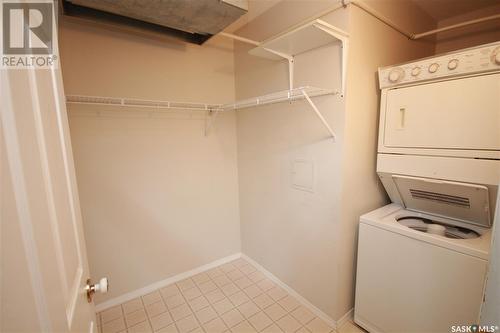 304 1152 103Rd Street, North Battleford, SK - Indoor Photo Showing Laundry Room