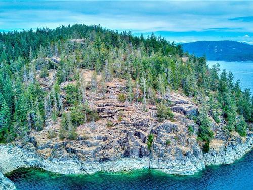 2594 Conville Bay Rd, Quadra Island, BC 