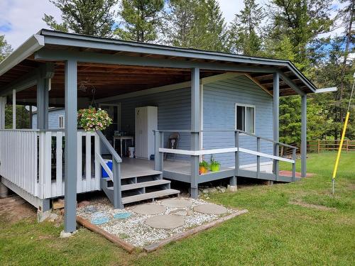 1347 Waldo Road, Baynes Lake, BC - Outdoor With Deck Patio Veranda