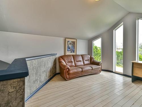 Mezzanine - 3188 Ch. Millette, Wentworth-Nord, QC - Indoor Photo Showing Living Room