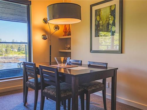 410-596 Marine Dr, Ucluelet, BC - Indoor Photo Showing Dining Room