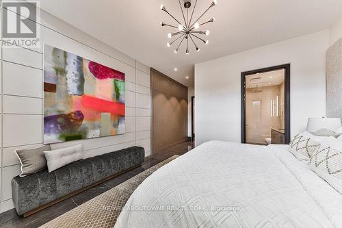 865 Glenwood Avenue, Burlington, ON - Indoor Photo Showing Bedroom