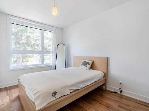 Chambre Ã Â coucher - 5054 Rue Baillargeon, Longueuil (Saint-Hubert), QC - Indoor Photo Showing Bedroom