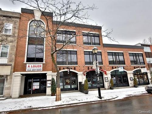 Frontage - 183 Rue St-Charles O., Longueuil (Le Vieux-Longueuil), QC 