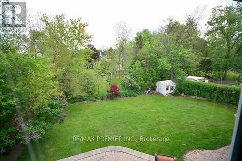 5 Pioneer Dr, Mississauga, ON - Outdoor With Backyard