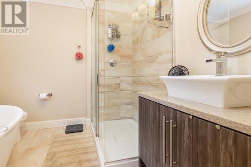 36 Cochrane Street, St. John'S, NL - Indoor Photo Showing Bathroom