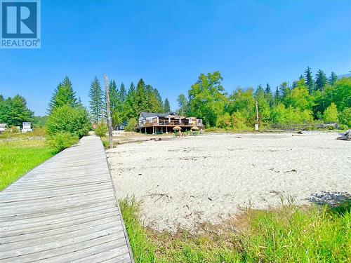 1294/1296 Daniels Road, Seymour Arm, BC 