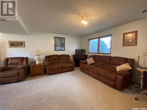 126 Wright Crescent, Biggar, SK - Indoor Photo Showing Living Room