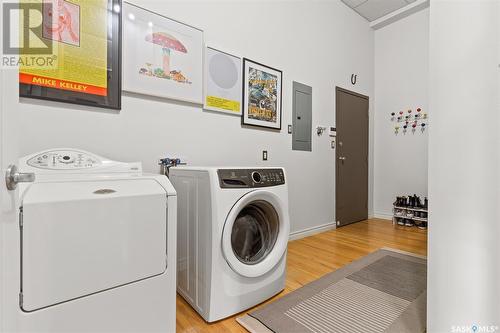 102 2128 Dewdney Avenue, Regina, SK - Indoor Photo Showing Laundry Room