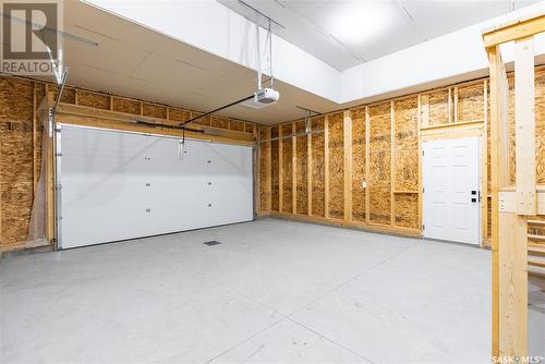 2515 Rosewood Drive, Saskatoon, SK - Indoor Photo Showing Garage