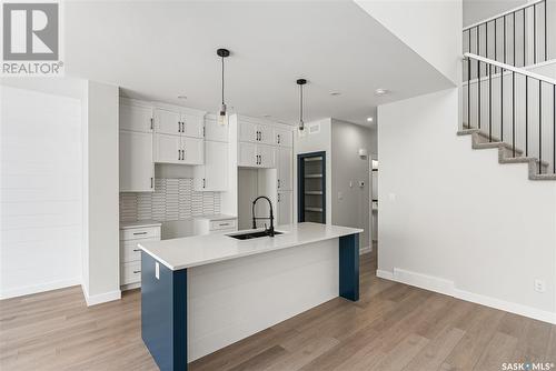 186 Mazurak Crescent, Saskatoon, SK - Indoor Photo Showing Kitchen With Upgraded Kitchen