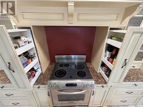 A & L Acreage, Estevan Rm No. 5, SK - Indoor Photo Showing Kitchen