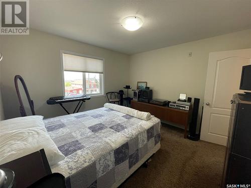205 221 Main Street S, Moose Jaw, SK - Indoor Photo Showing Bedroom