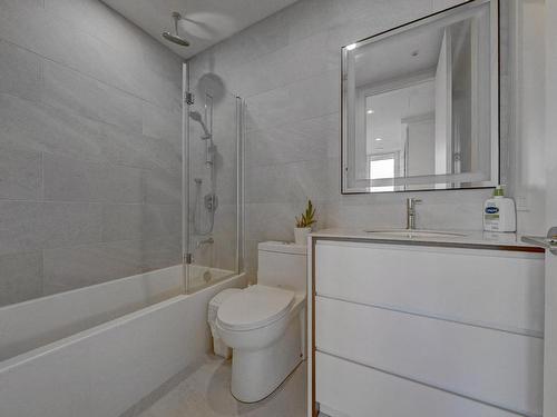 Salle de bains - 3510-1020 Rue De La Montagne, Montréal (Ville-Marie), QC - Indoor Photo Showing Bathroom