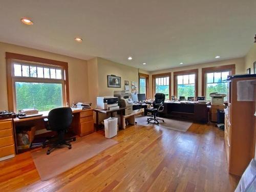 5920 Wikki-Up Creek Fs Road, Barriere, BC - Indoor Photo Showing Office