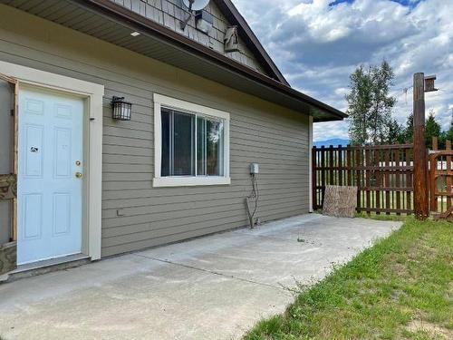 5920 Wikki-Up Creek Fs Road, Barriere, BC - Outdoor With Exterior