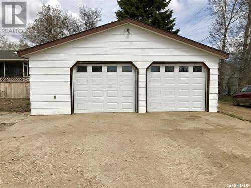 613 Mann Avenue, Radville, SK - Outdoor With Exterior