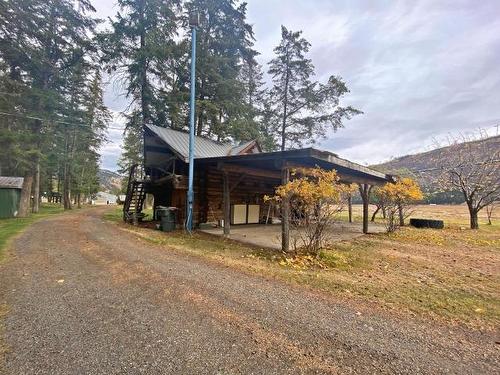 2 Mclure Ferry Road, Barriere, BC 