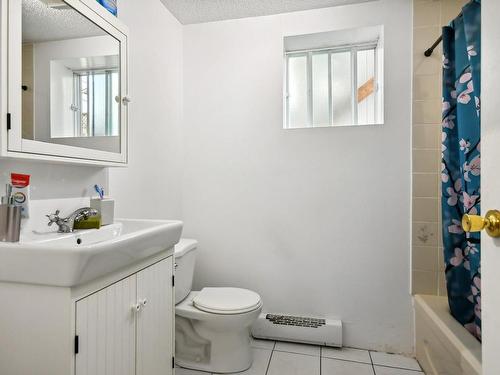 Bathroom - 1190  - 1190A Rue Des Bouleaux, Saint-Jérôme, QC - Indoor Photo Showing Bathroom