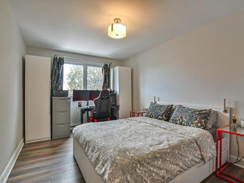 Chambre Ã Â coucher - 44  - 46 Rue De Bayeux, Laval (Laval-Des-Rapides), QC - Indoor Photo Showing Bedroom