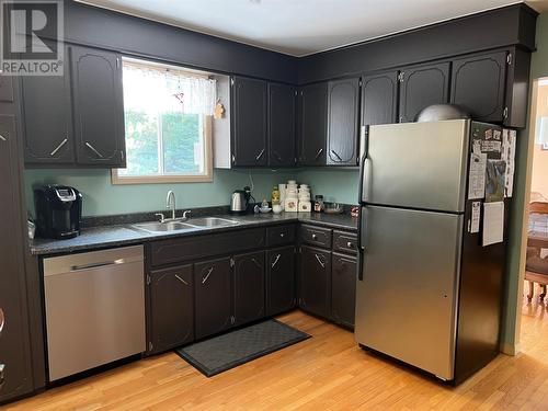 15 Newtown Road, Baie Verte, NL - Indoor Photo Showing Kitchen With Double Sink