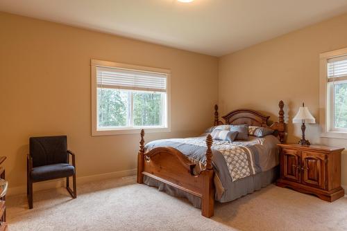 4385 View Ridge Road, Bonnington Falls, BC - Indoor Photo Showing Bedroom