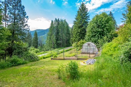 4385 View Ridge Road, Bonnington Falls, BC - Outdoor With View