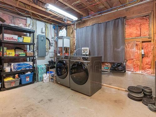 6974 Grant Rd West, Sooke, BC - Indoor Photo Showing Laundry Room