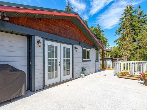 6974 Grant Rd West, Sooke, BC - Outdoor With Exterior