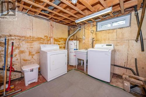103 Monck Square, Laurentian Hills, ON - Indoor Photo Showing Laundry Room