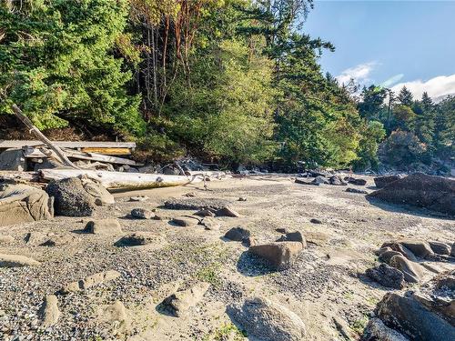 498 Marine Trnabt, Mayne Island, BC - Outdoor With View