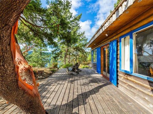 498 Marine Trnabt, Mayne Island, BC - Outdoor With Deck Patio Veranda