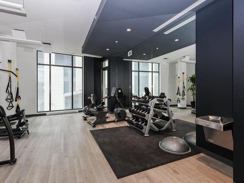 Exercise room - 3002-628 Rue St-Jacques, Montréal (Ville-Marie), QC - Indoor Photo Showing Gym Room