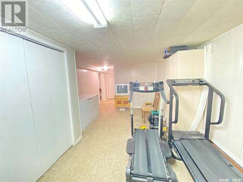 301 Aspen Street, Maple Creek, SK - Indoor Photo Showing Gym Room