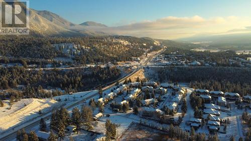 4906 Thouret Road, Radium Hot Springs, BC 