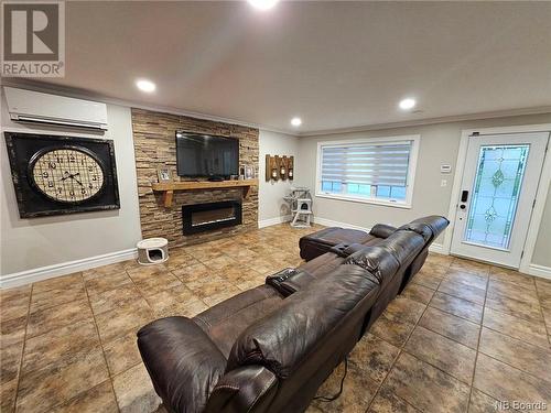 515 Principale, Pointe-Verte, NB - Indoor Photo Showing Living Room With Fireplace