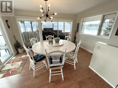 2960 Mabry Road, Lee Creek, BC - Indoor Photo Showing Dining Room