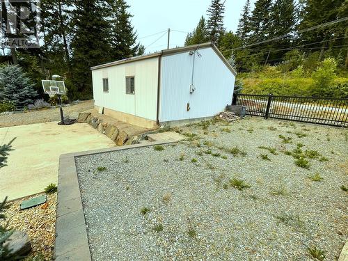 2960 Mabry Road, Lee Creek, BC - Outdoor