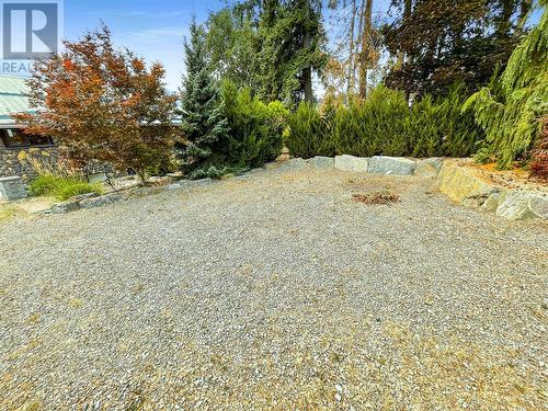 2960 Mabry Road, Lee Creek, BC - Outdoor