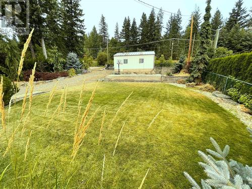 2960 Mabry Road, Lee Creek, BC - Outdoor