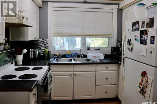 510 Gertie Street, Moosomin, SK - Indoor Photo Showing Kitchen With Double Sink