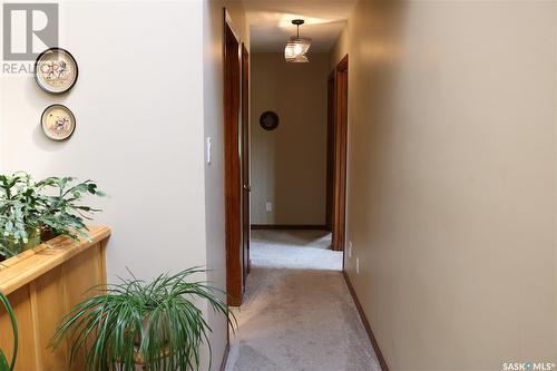 302 Barrows Street, Maryfield, SK - Indoor Photo Showing Other Room